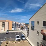Appartement Avec Piscine, Accès Et Climatisation
