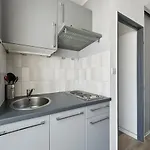 Avec Piscine, Acces Et Climatisation Apartment Agde